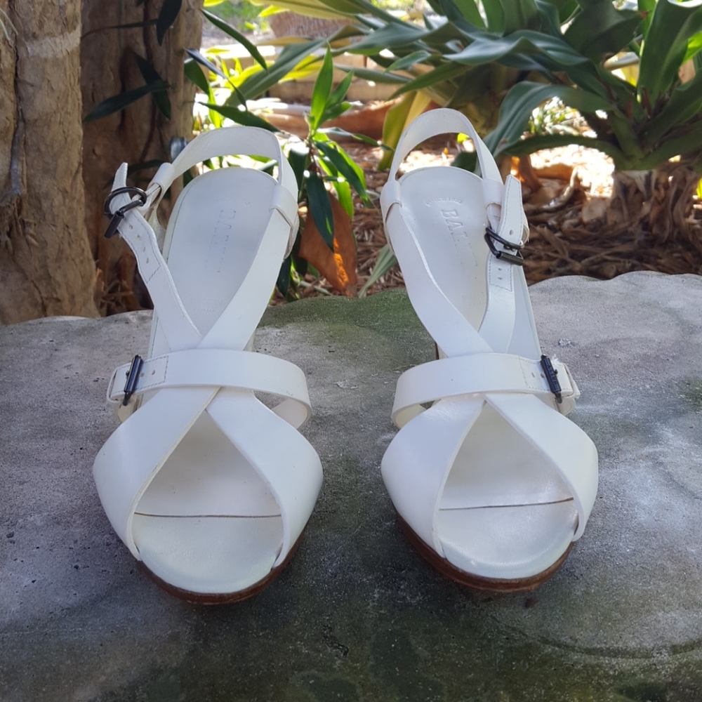 41.5/11 (10.5-11 per actual fit) Heeled Leather Sandals by Bally! - Picture 4 of 8